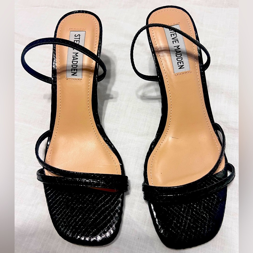 Steve Madden kitten heel